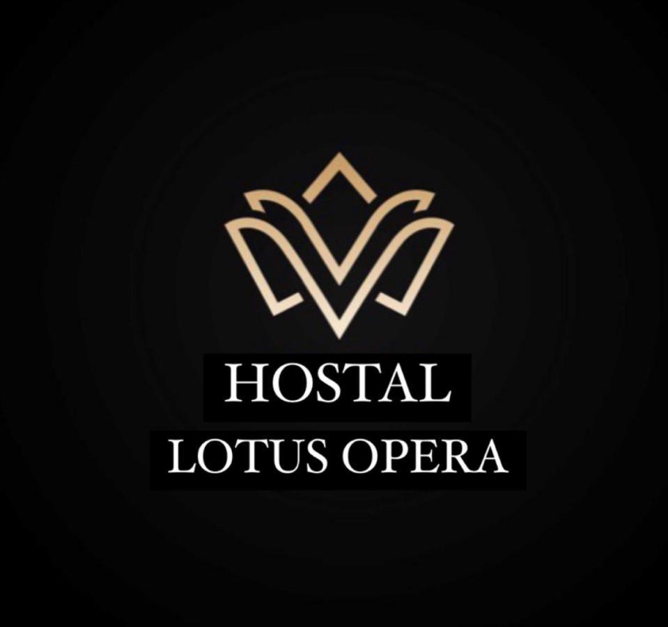 Lotus Opera House Otel Madrid Dış mekan fotoğraf